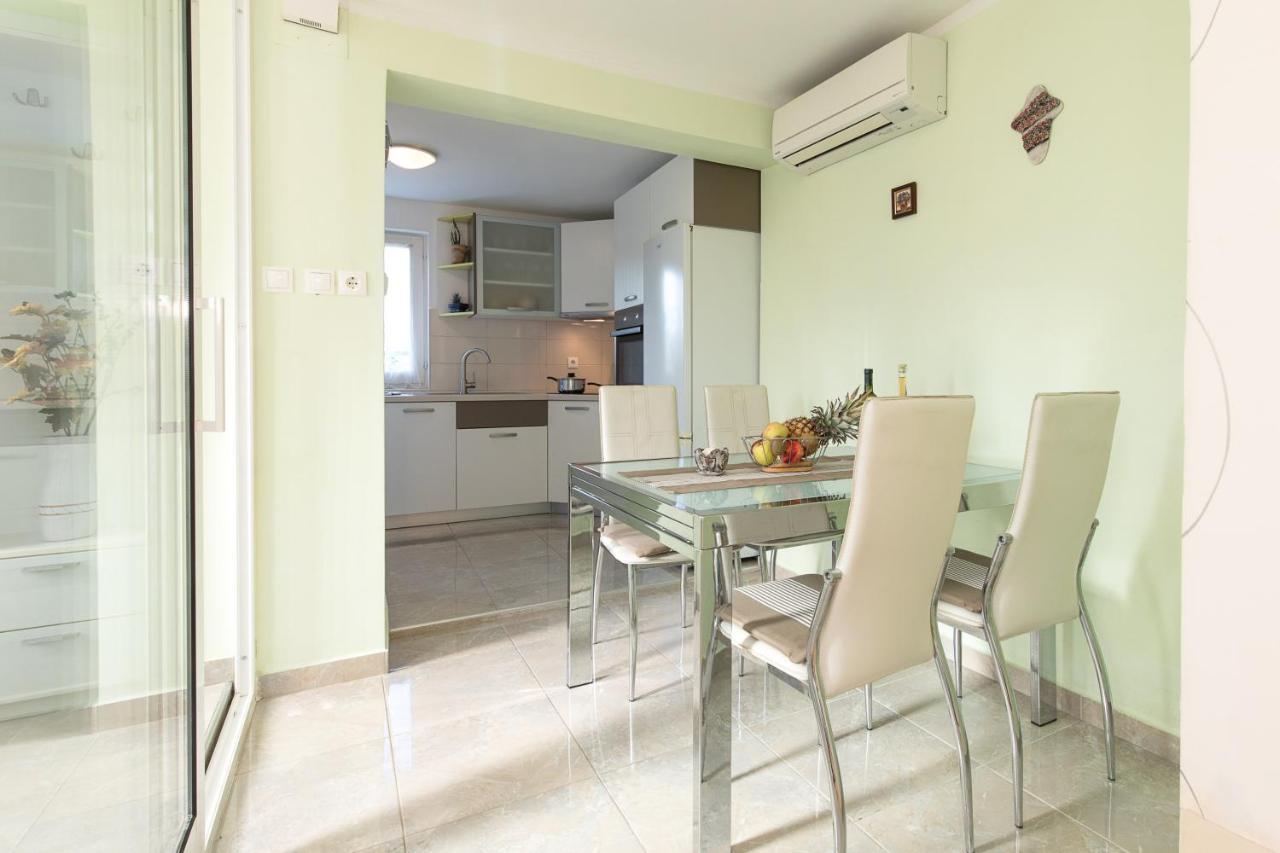 Beach Apartment كرك المظهر الخارجي الصورة