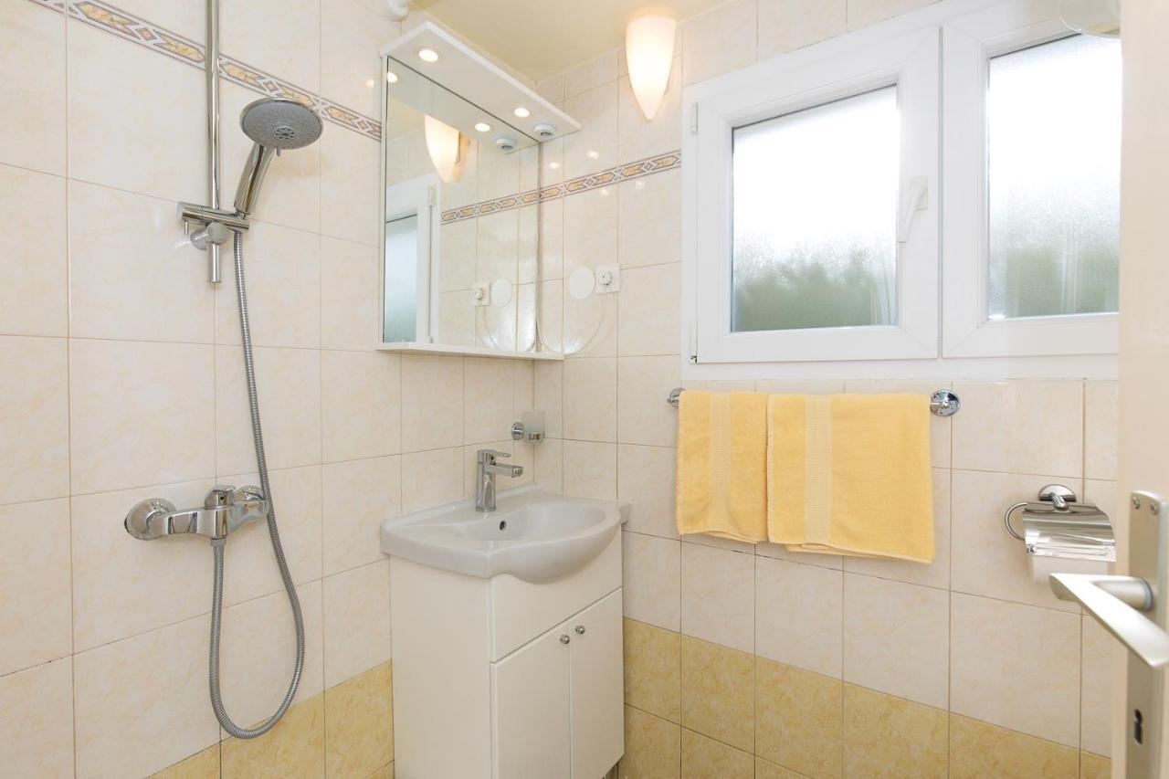 Beach Apartment كرك المظهر الخارجي الصورة